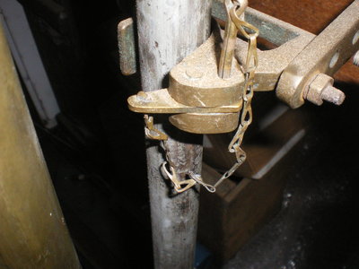 skeletal bracket latch.jpg